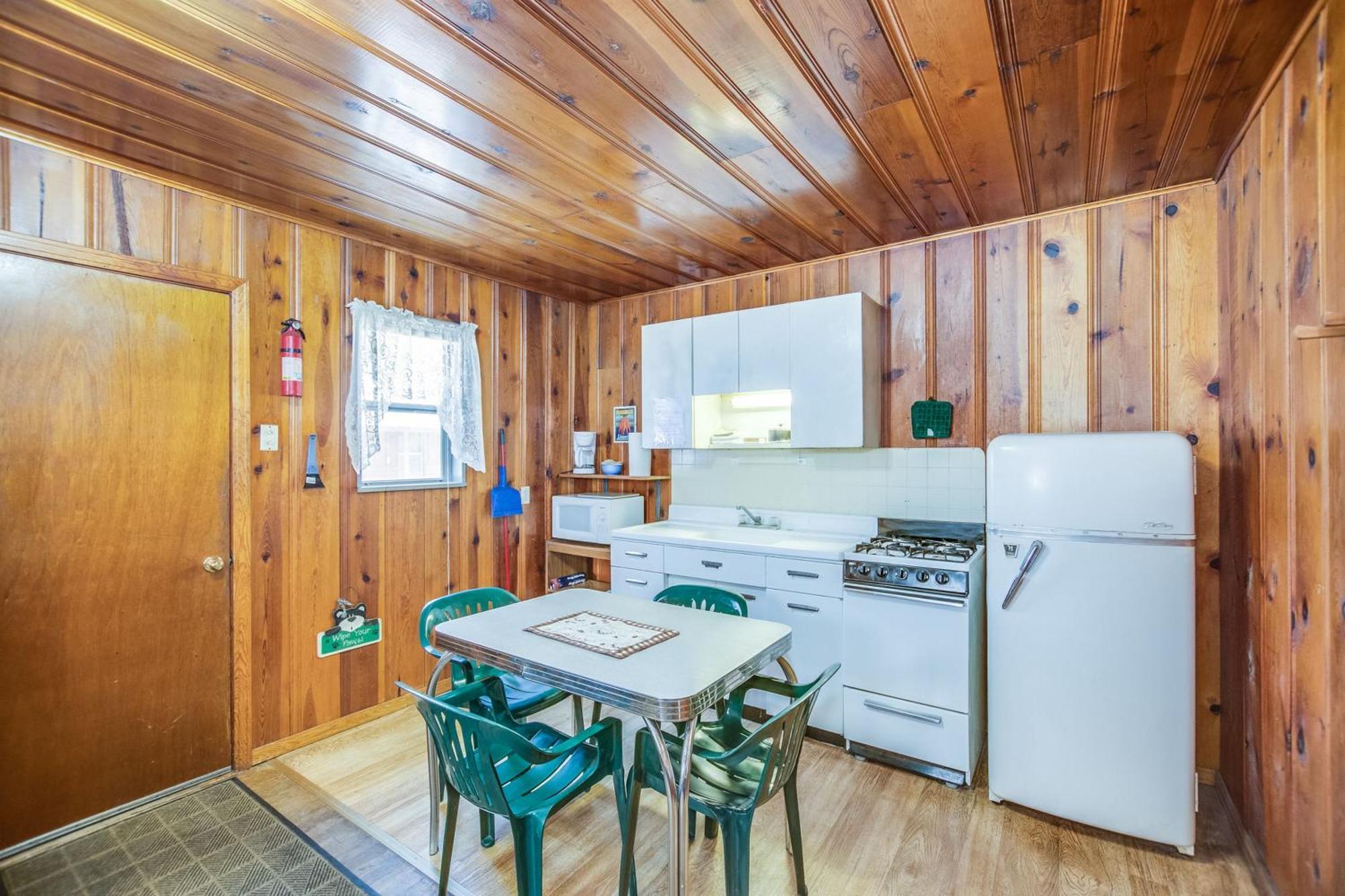 The Cabins At Cloudcroft Room photo